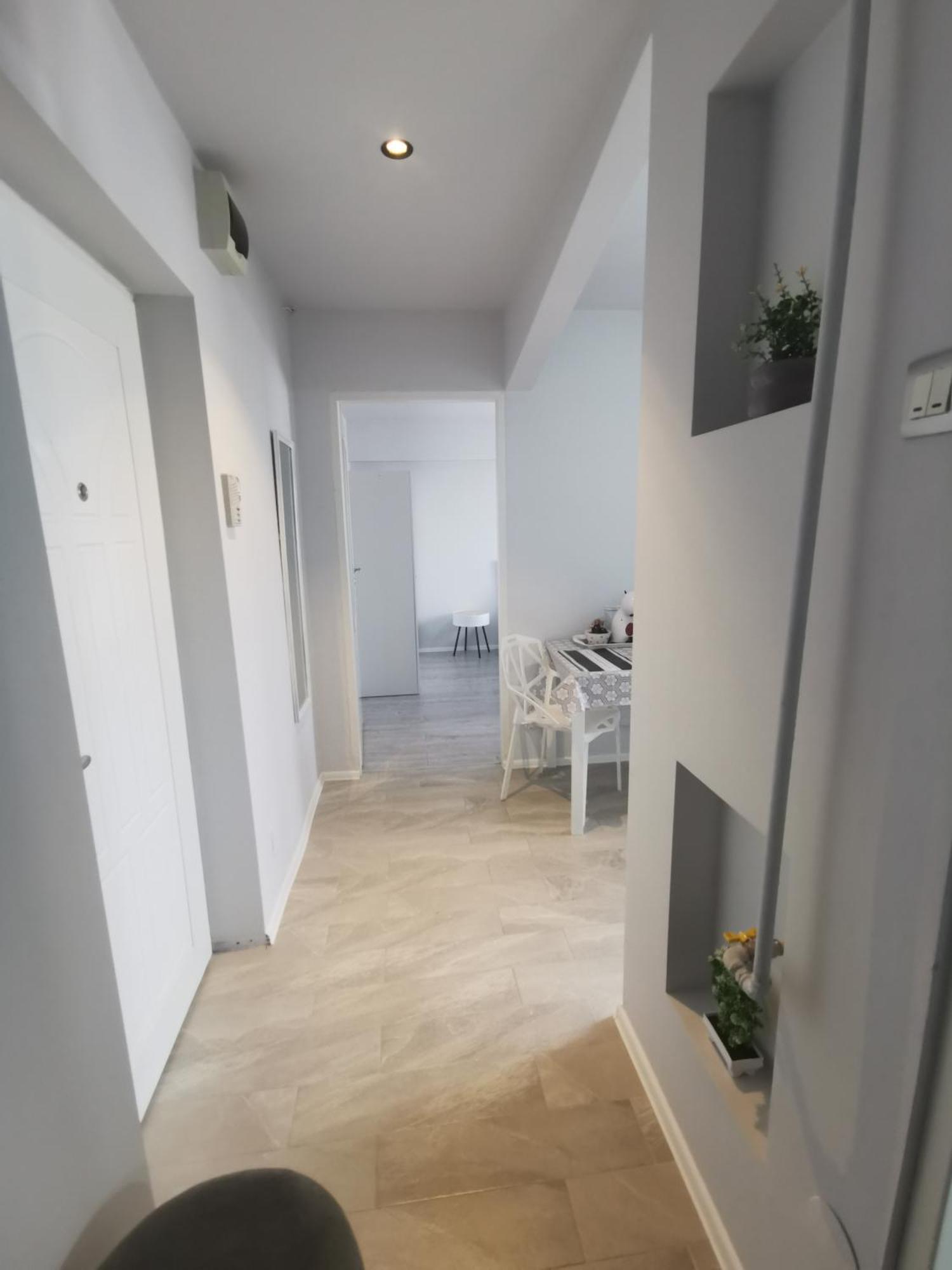 Appartement Apartament Carla à Deva Extérieur photo