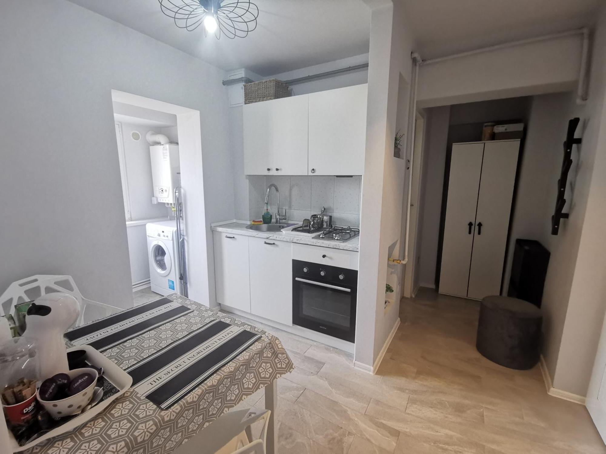 Appartement Apartament Carla à Deva Extérieur photo